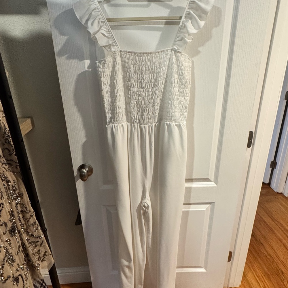 Elegant White Jumpsuit